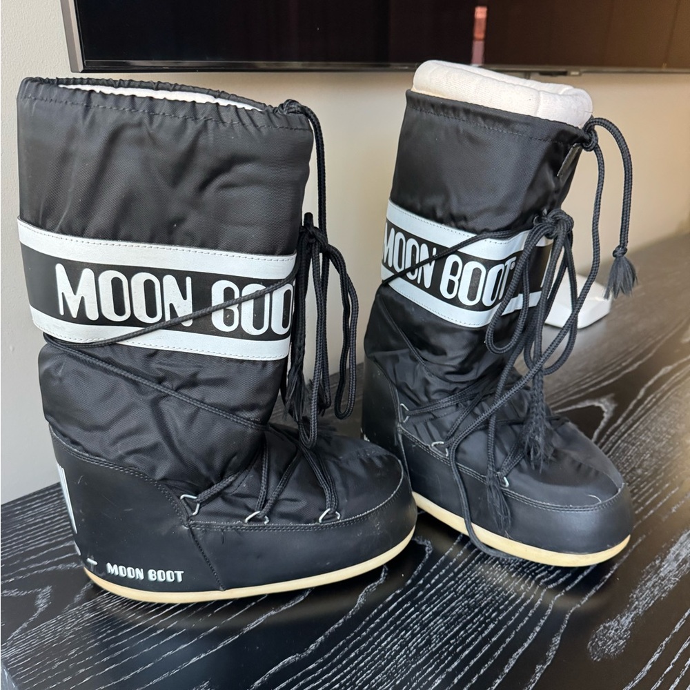 Moon Boots - The Original size 39-41 black